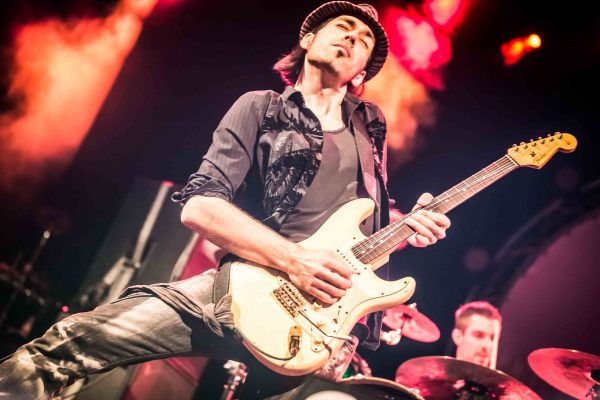 ALEX ZILINSKI plays HENDRIX & more...